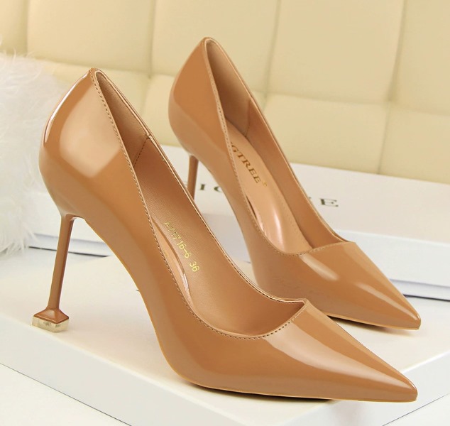 Shoe 1